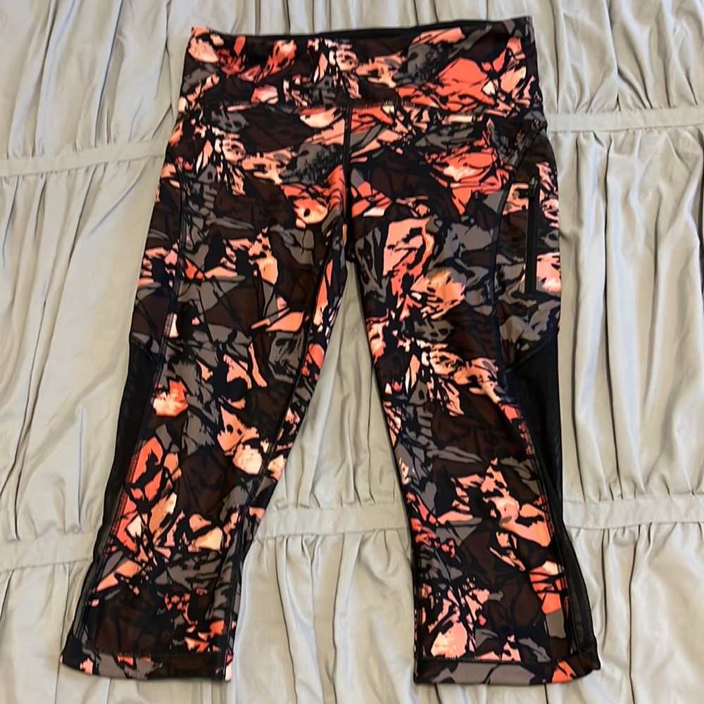 Lululemon cropped leggings